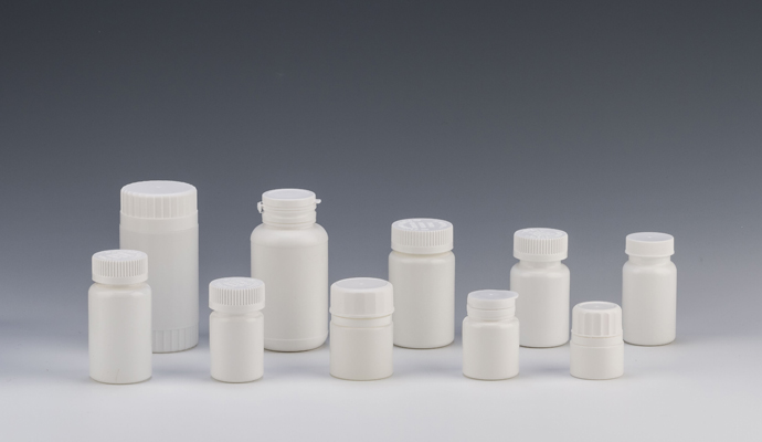 What are the characteristics of pharmaceutical packaging