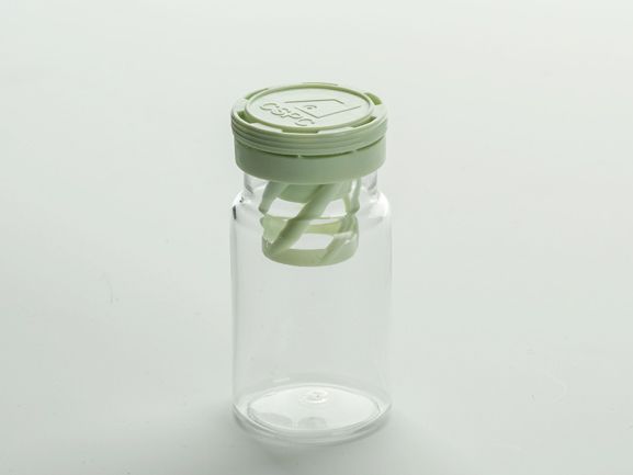 Transparent PET bottle with desiccant spiral cap T010