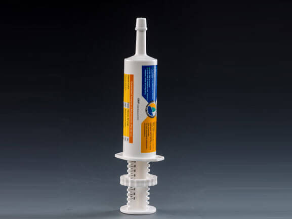 Disposable horse syringe for supplement